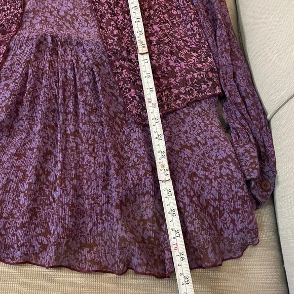 CAbi Long sleeved Blouse, sz Lg - Picture 6 of 9